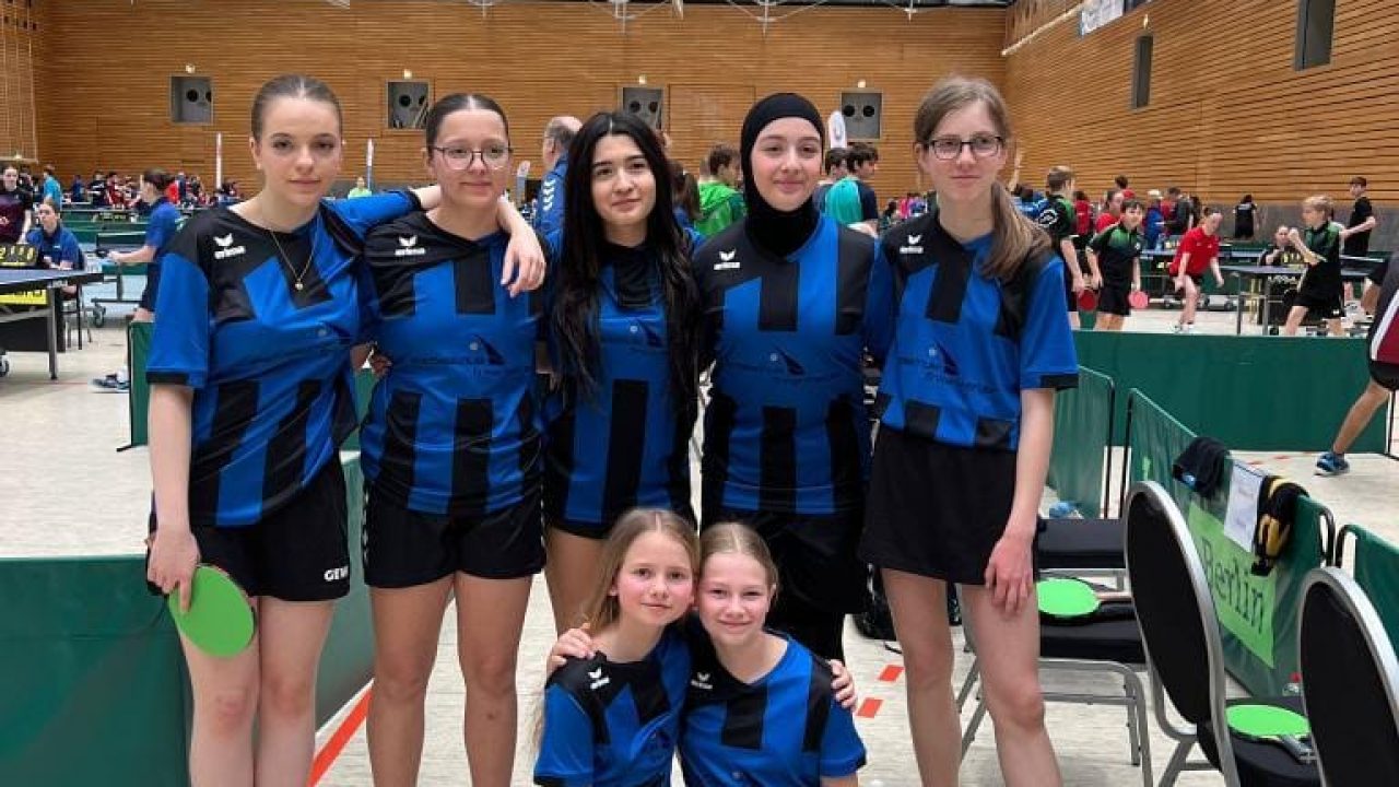 Großartige sportliche Leistung des Mädchen-Tischtennis-Teams im Bundesfinale von Jugend trainiert für Olympia.